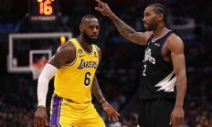 爱游戏在线-空前壮举！球队凭借毅力夺得比赛胜利