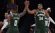 爱游戏官网-老鹰逆转雄鹿，暂居东部第二