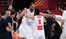 爱游戏亚洲官网-西班牙淘汰伊朗，晋级巴塞尔决赛