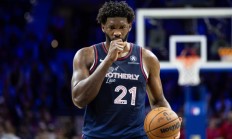 爱游戏官网-包含北美球队赢得关键胜利，晋级季后赛靠近的词条