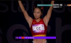 爱游戏体育下载-田径项目中女子选手表现出色夺得金牌