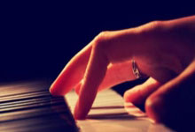 瓦拉多利德剑指榜首，塞维利亚能否守住荣耀？一场决定西甲格局的巅峰对决！