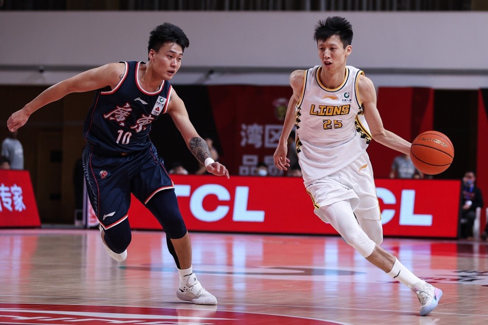 关于沙托鲁客场战胜对手，表现出色的信息