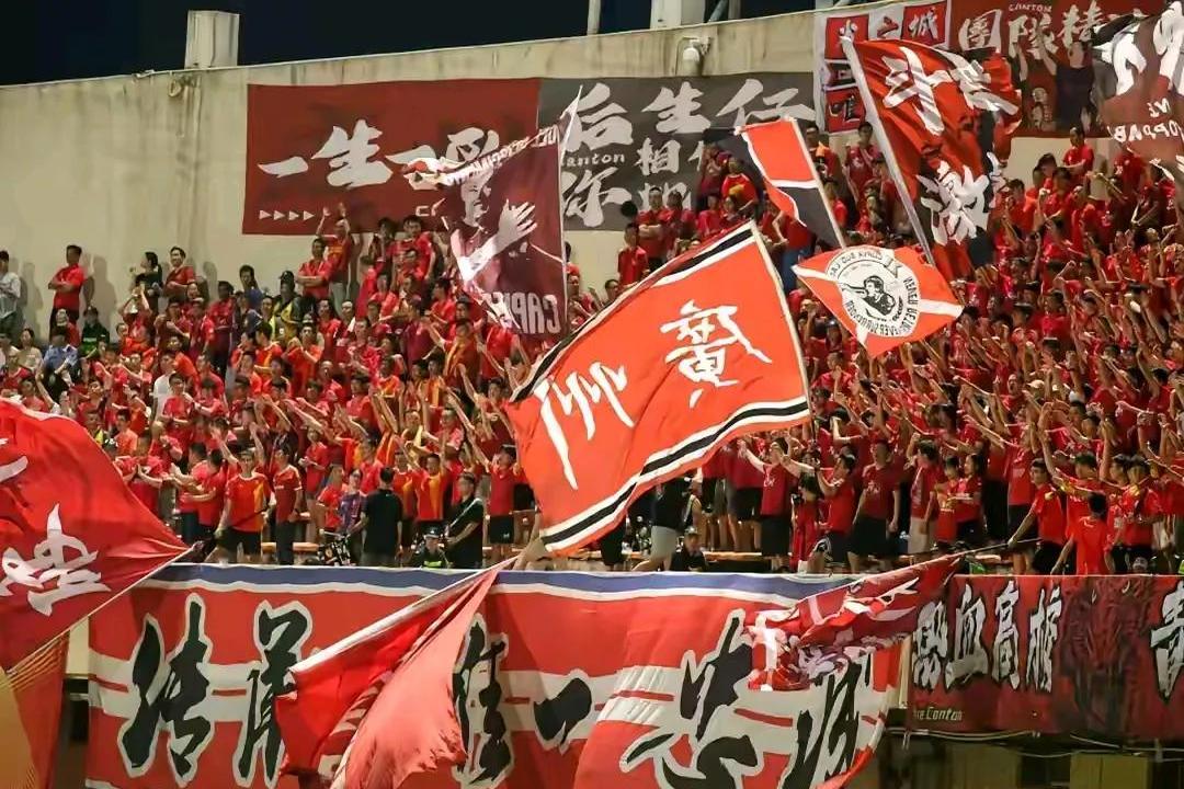 广州恒大客场战平河北华夏幸福，保持不败