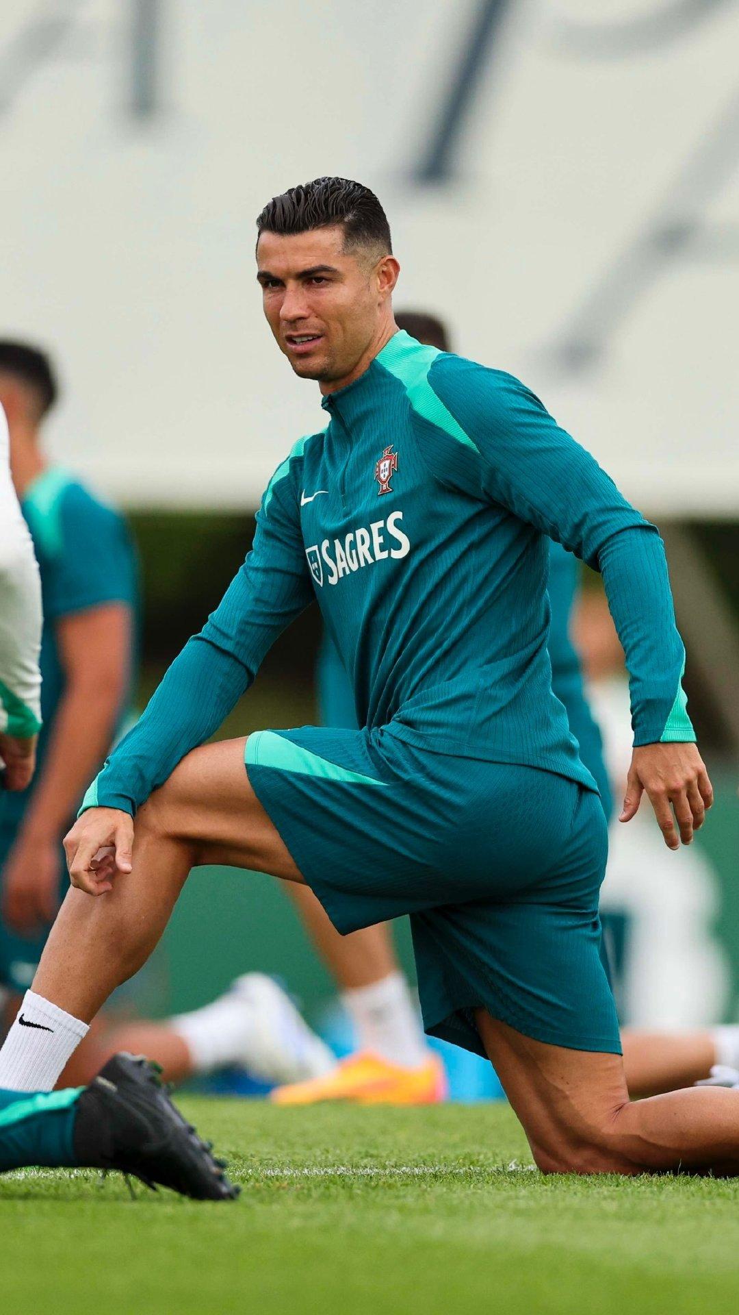 葡萄牙挑战乌拉圭，备战欧洲杯