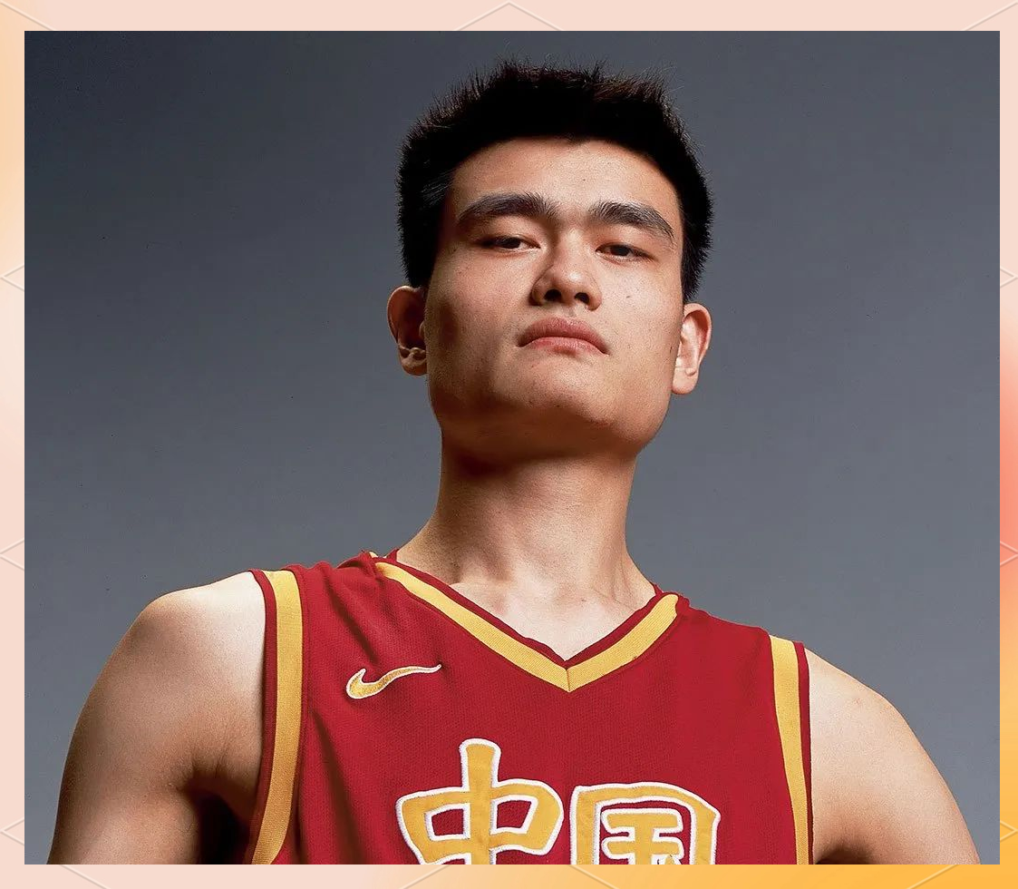 姚明入选篮球名人堂,成为中国第一人登上殿堂之巅 姚明入选篮球名人堂,成为中国第一人登上殿堂之巅