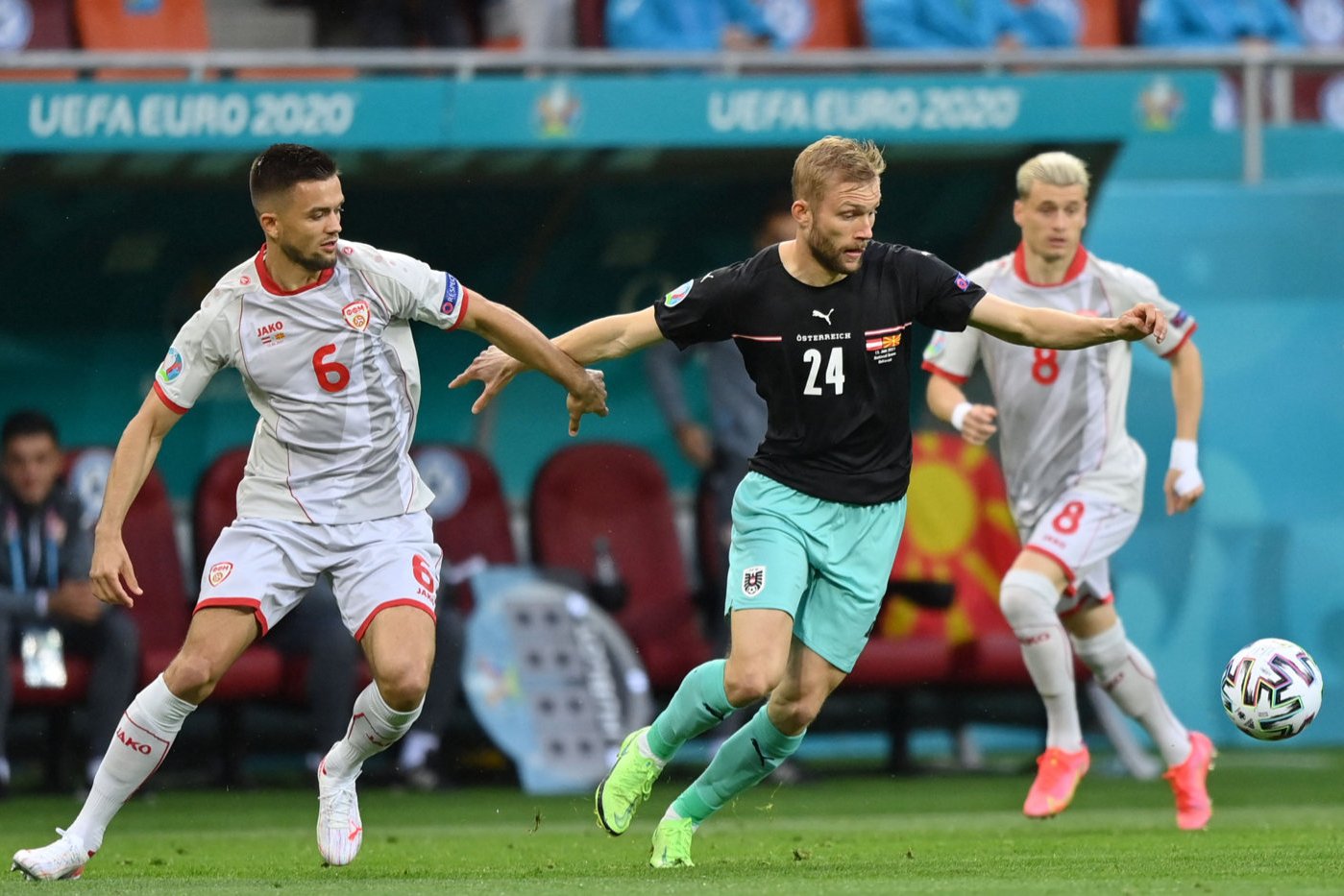 斯洛伐克队逆袭，成功挺进淘汰赛的简单介绍