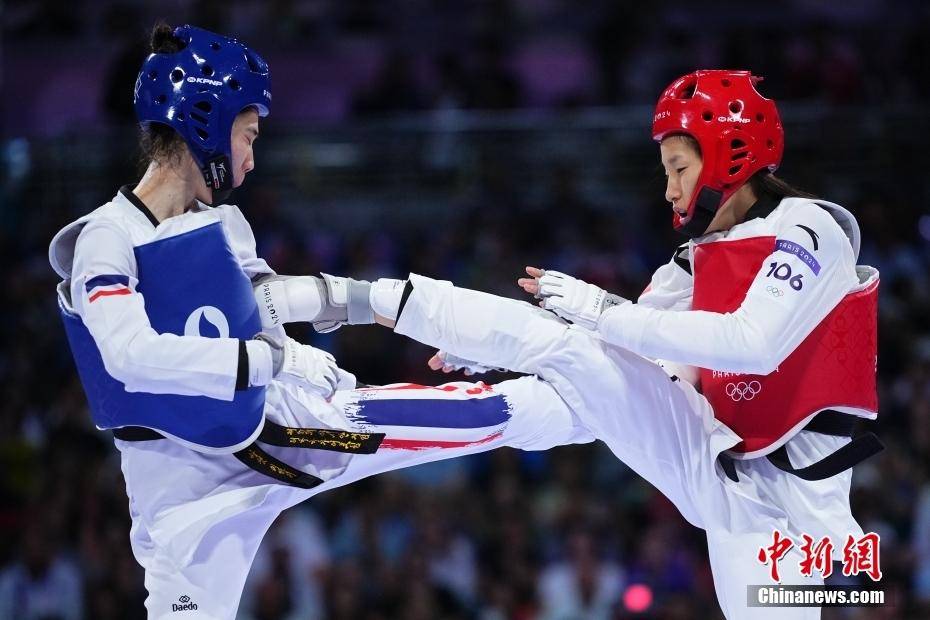 荷兰选手在跆拳道比赛中取得亚军