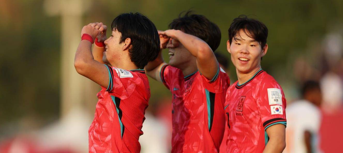 科特迪瓦队在篮球比赛中击败对手